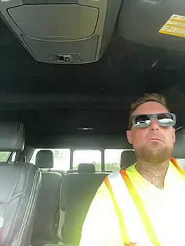 WIDBIGWHITECOCK online show from May 29, 2026, 4:38 pm