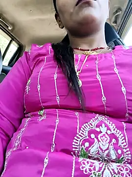 catstar143 online show from April 12, 2026, 7:02 am