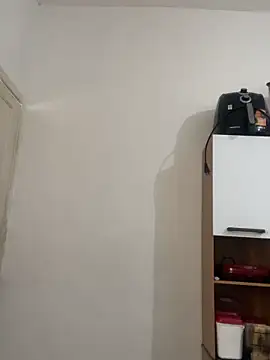 Cachinhossfd online show from February 8, 2026, 5:27 pm