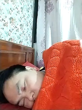 zuzu0099 online show from January 6, 2026, 3:38 pm