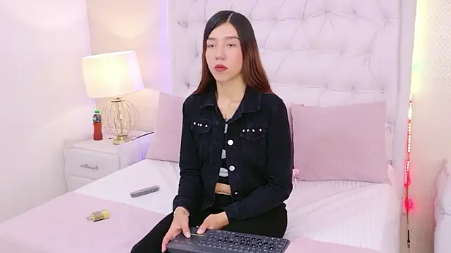 VioletFroost online show from January 16, 2026, 8:13 pm