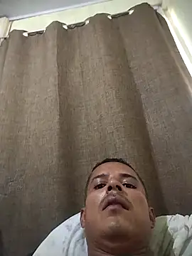 Snapshot of Gracho_25 chatting on February 3, 2026, 7:08 pm Gracho 25 online show from February 3, 2026, 7:08 pm