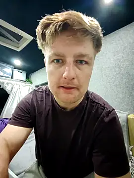 Snapshot of Xavier_wolfx chatting on February 22, 2026, 7:12 pm Xavier wolfx online show from February 22, 2026, 7:12 pm