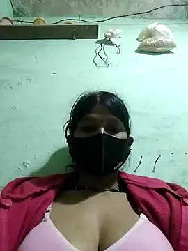 Snapshot of Miss__soniya106 chatting on February 18, 2026, 5:31 pm Miss soniya106 online show from February 18, 2026, 5:31 pm