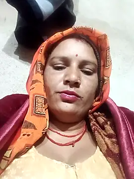 Hot hiuj online show from January 18, 2026, 7:39 pm