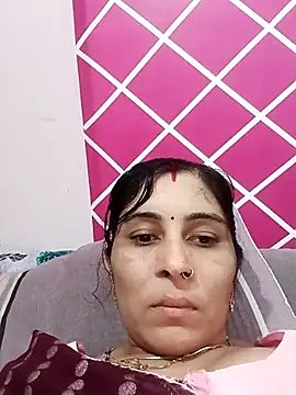 Hot ree85 online show from March 1, 2026, 7:21 am