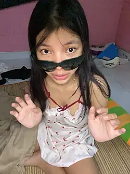 Snapshot of Habii__ chatting on January 9, 2026, 7:04 pm Habii online show from January 9, 2026, 7:04 pm