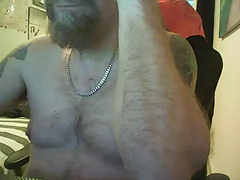 loudandproud online show from July 28, 2026, 7:37 am