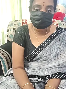 Tinarosy13 online show from February 17, 2026, 6:10 am