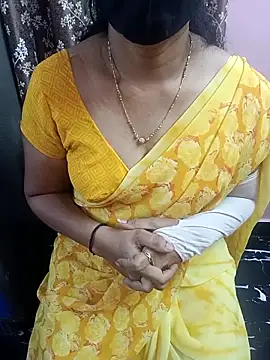 Snapshot of Flora_Telugu chatting on February 16, 2026, 5:47 am Flora Telugu online show from February 16, 2026, 5:47 am