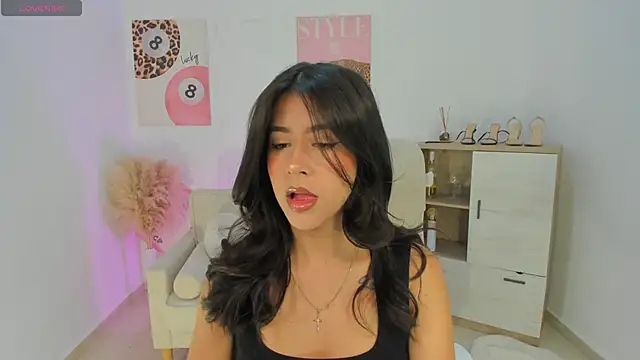 Sussan Monroe online show from April 21, 2026, 8:20 am