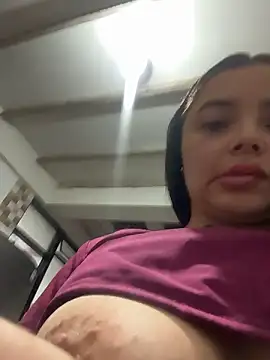 Snapshot of Mia__Bloom chatting on January 14, 2026, 11:38 am Mia Bloom online show from January 14, 2026, 11:38 am