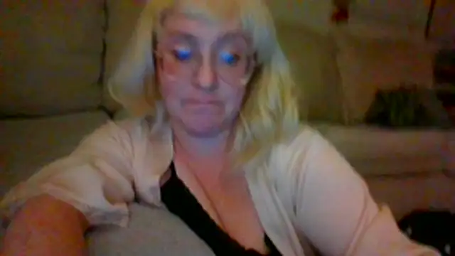 STARPOX online show from November 25, 2025, 8:58 am