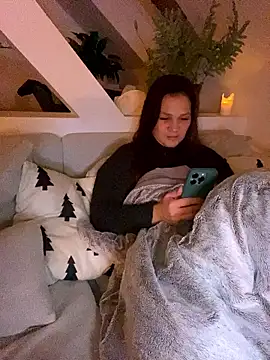 Milenaxlee online show from January 9, 2026, 9:05 pm