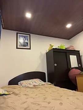 Eve Ritz online show from April 19, 2026, 3:39 am