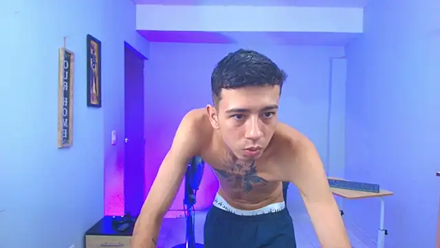 Saenz davis21 online show from January 7, 2026, 5:54 am