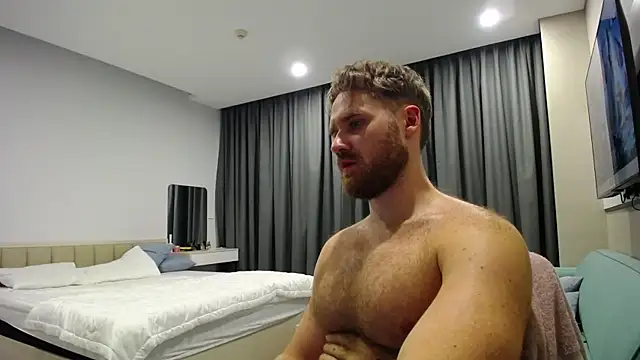 LorenzoLux online show from March 26, 2026, 2:00 pm