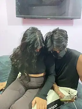 Dark Creembby1 online show from April 9, 2026, 2:55 pm