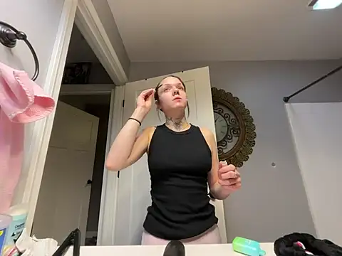 princessnikkole5501 online show from January 6, 2026, 10:56 pm