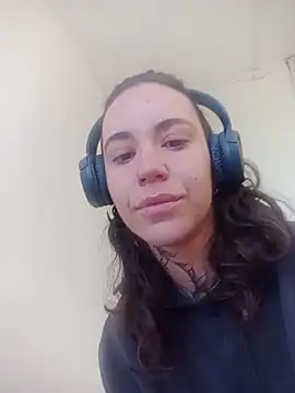 Dirty Pink online show from January 15, 2026, 9:25 am