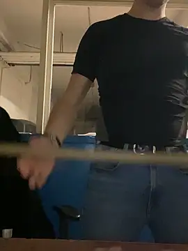 Snapshot of allee2206 chatting on March 5, 2026, 9:55 pm allee2206 online show from March 5, 2026, 9:55 pm