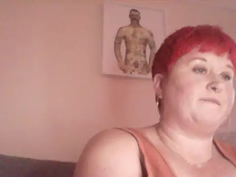 BustyRedxx online show from May 21, 2026, 11:50 am