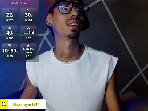 alexx 23cm online show from May 19, 2026, 11:22 pm