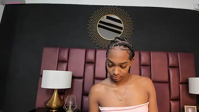 Snapshot of BrittanyWatson chatting on January 18, 2026, 3:32 am BrittanyWatson online show from January 18, 2026, 3:32 am