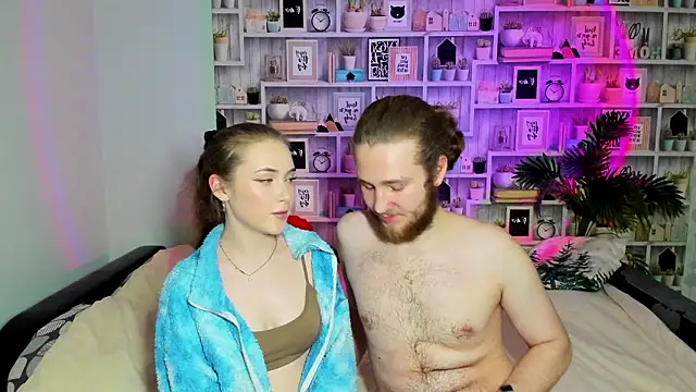 swiity room  online show from March 13, 2026, 6:25 pm