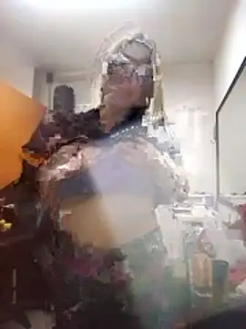 gisequeen online show from January 8, 2026, 8:33 pm