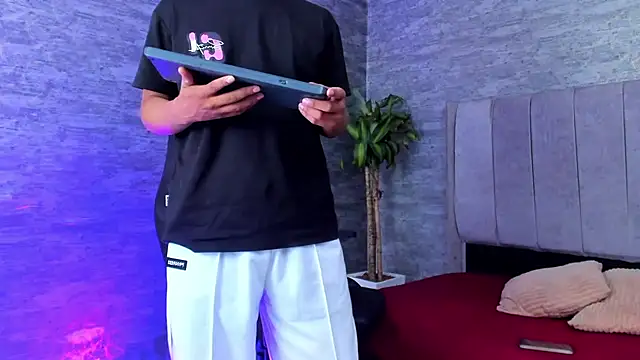 Snapshot of Andres_mer chatting on January 10, 2026, 11:23 am Andres mer online show from January 10, 2026, 11:23 am