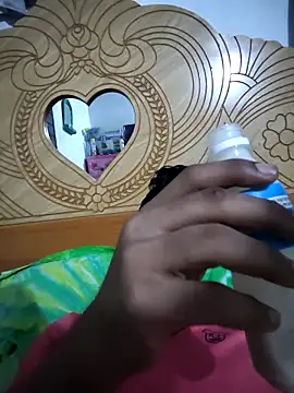 Snapshot of RAKIB5676 chatting on February 20, 2026, 5:35 pm RAKIB5676 online show from February 20, 2026, 5:35 pm