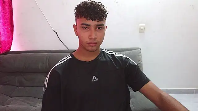 naugthy boy88 online show from March 13, 2026, 2:34 pm