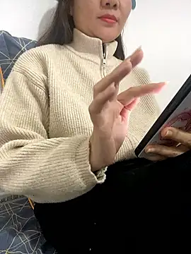 Avelyn-n online show from January 15, 2026, 6:29 am