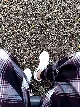 Gruesote00 online show from June 10, 2026, 1:43 pm