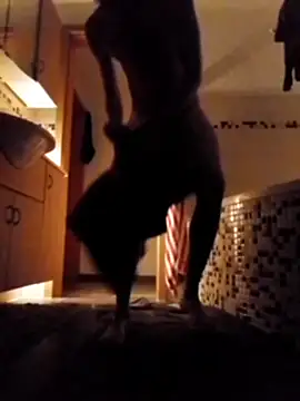 Erz84 online show from October 22, 2025, 9:58 pm