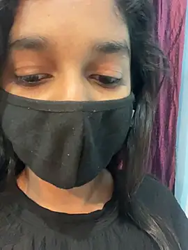 HotxAnamika online show from February 19, 2026, 9:05 am