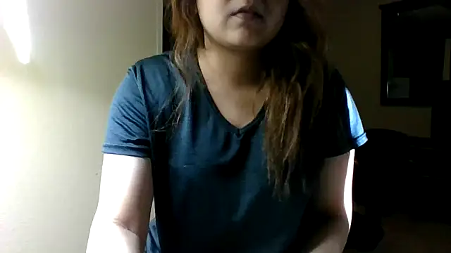 Snapshot of bookishzara chatting on February 6, 2026, 10:13 pm bookishzara online show from February 6, 2026, 10:13 pm