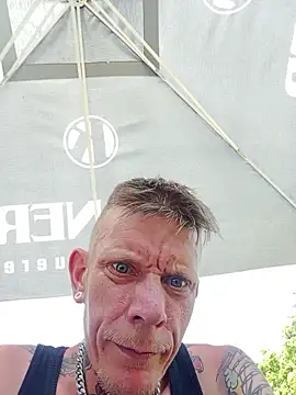 Der Schoene Penis online show from May 27, 2026, 11:07 am