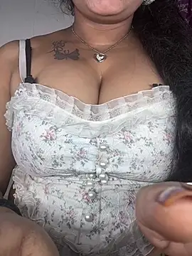 Sex-couple76 online show from January 9, 2026, 4:21 pm