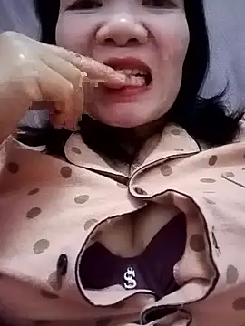 YINA-6969 online show from January 9, 2026, 11:46 am