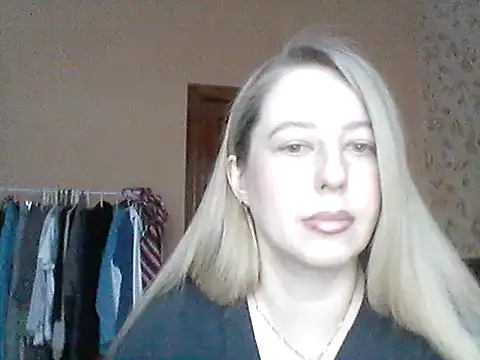 Miralisse online show from February 21, 2026, 2:51 pm