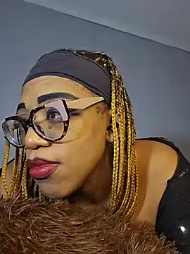 Sultrydiva1 online show from February 5, 2026, 7:07 pm