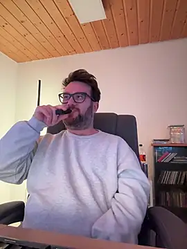 Dominic2295 online show from February 7, 2026, 2:32 pm