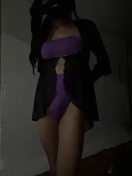 cdzinhahanna online show from February 6, 2026, 3:55 am