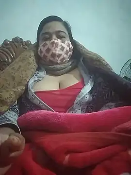 Snapshot of momo_loves chatting on January 16, 2026, 12:09 pm momo loves online show from January 16, 2026, 12:09 pm