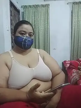 momo loves online show from March 3, 2026, 6:03 pm