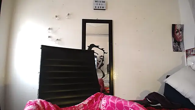 Snapshot of abril_onnel chatting on January 16, 2025, 8:57 pm abril onnel online show from January 16, 2025, 8:57 pm