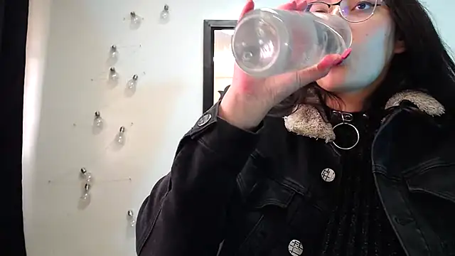 Snapshot of abril_onnel chatting on January 23, 2025, 8:56 pm abril onnel online show from January 23, 2025, 8:56 pm