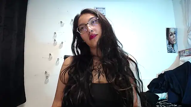 Snapshot of abril_onnel chatting on January 28, 2025, 11:50 pm abril onnel online show from January 28, 2025, 11:50 pm
